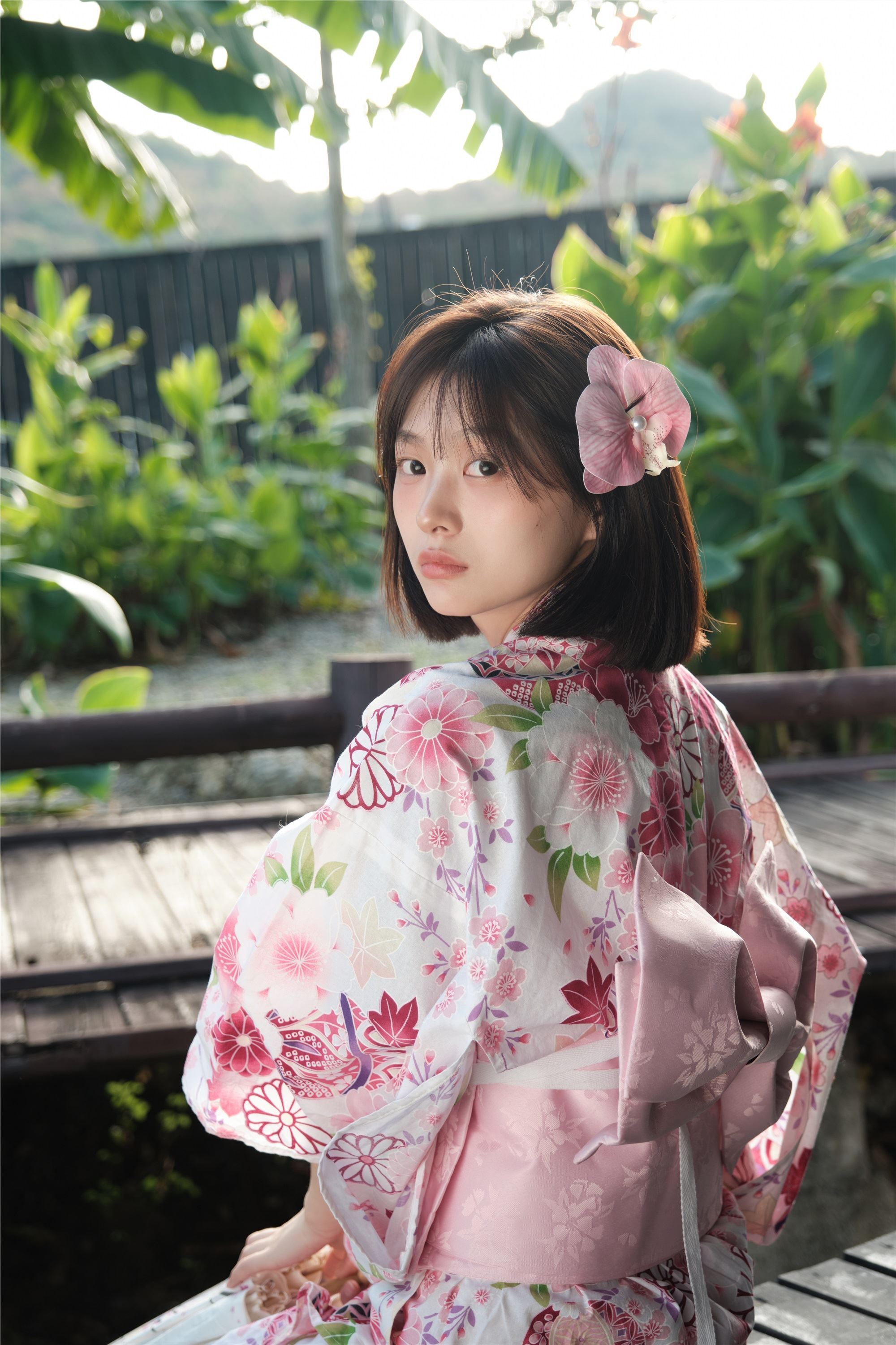 YITUYU艺图语 2025.01.09 和服浴袍 晓晓